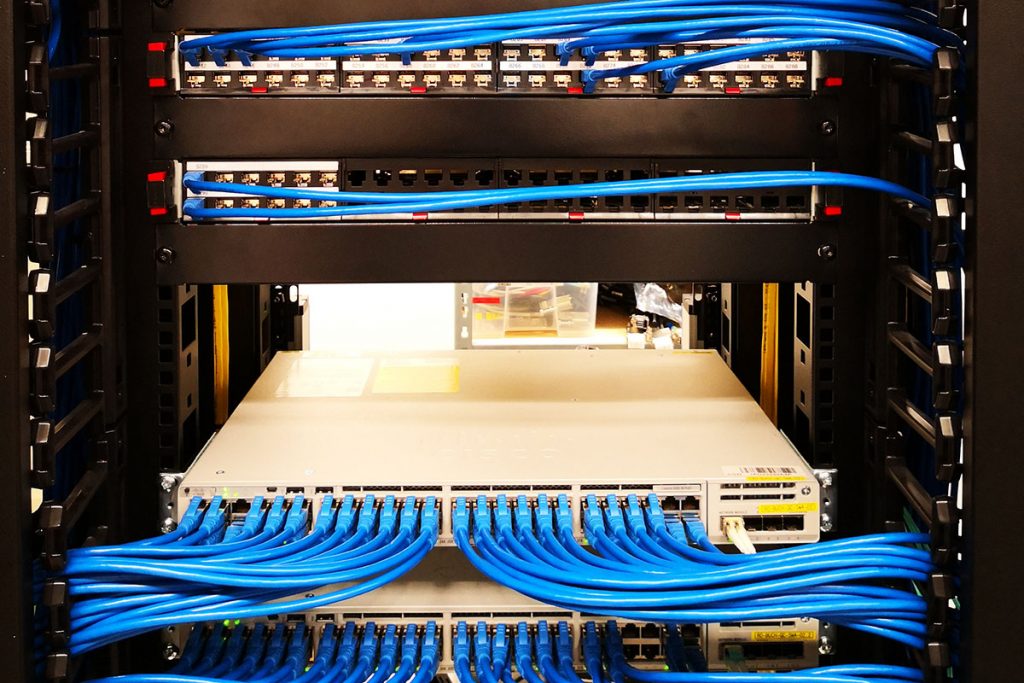 Echipamente rack cablare structurata GlobalWorth
