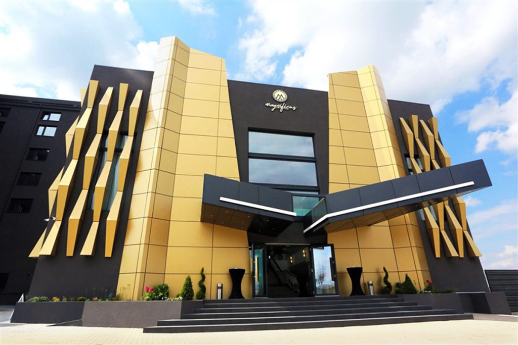 Retea de voce date Hotel Mandachi - HoReCa
